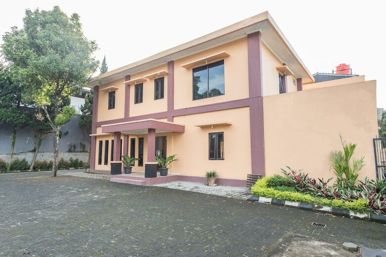 Hotel Airy Eco Raya Lembang 68 Bandung