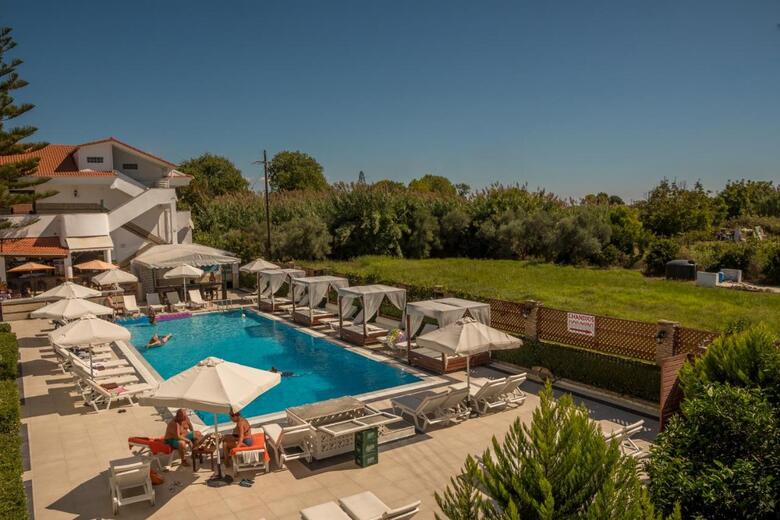 Aparthotel Chandris Apartments