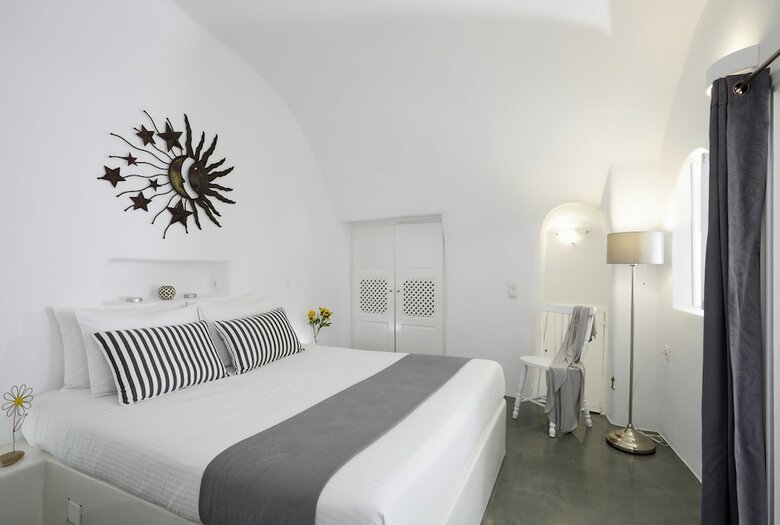 Villa Helianthus Suites