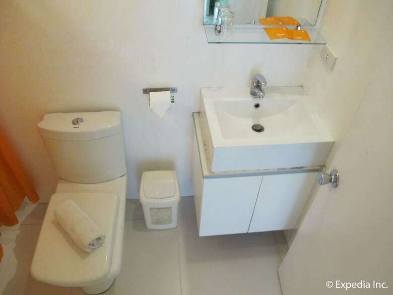 Islands Stay Hotels Uptown Cebu