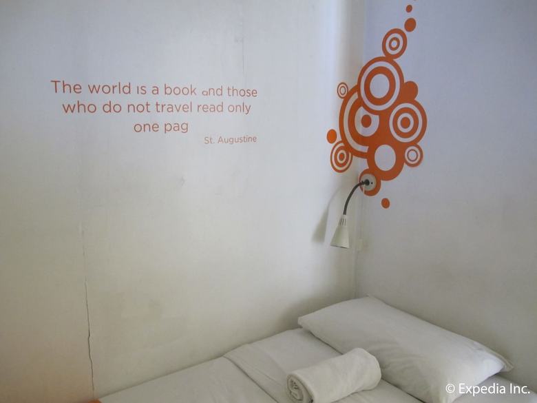 Islands Stay Hotels Uptown Cebu