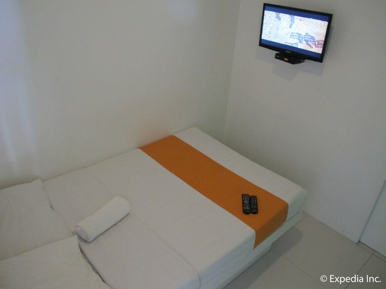 Islands Stay Hotels Uptown Cebu