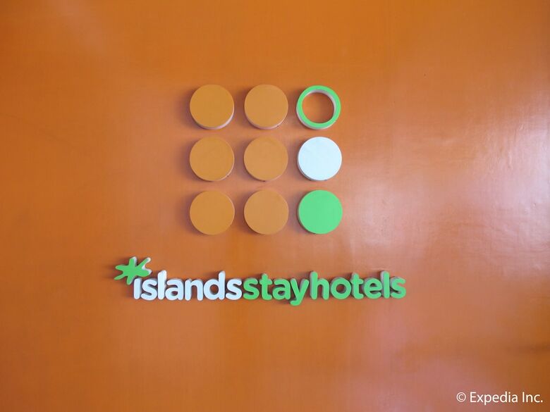 Islands Stay Hotels Uptown Cebu