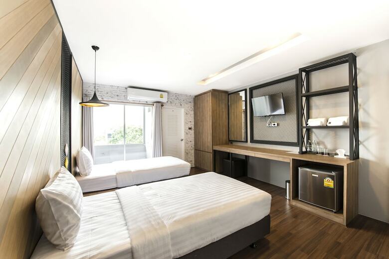 The Circle Hotel