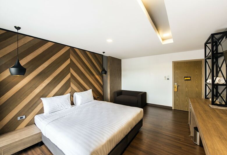 The Circle Hotel