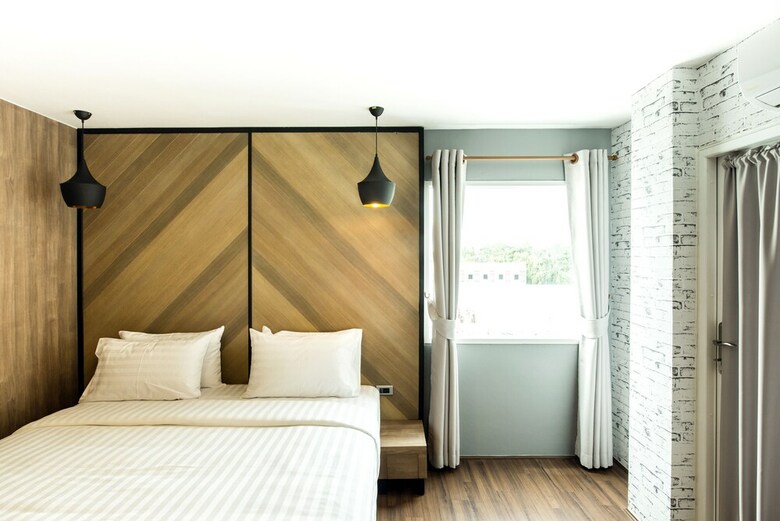 The Circle Hotel