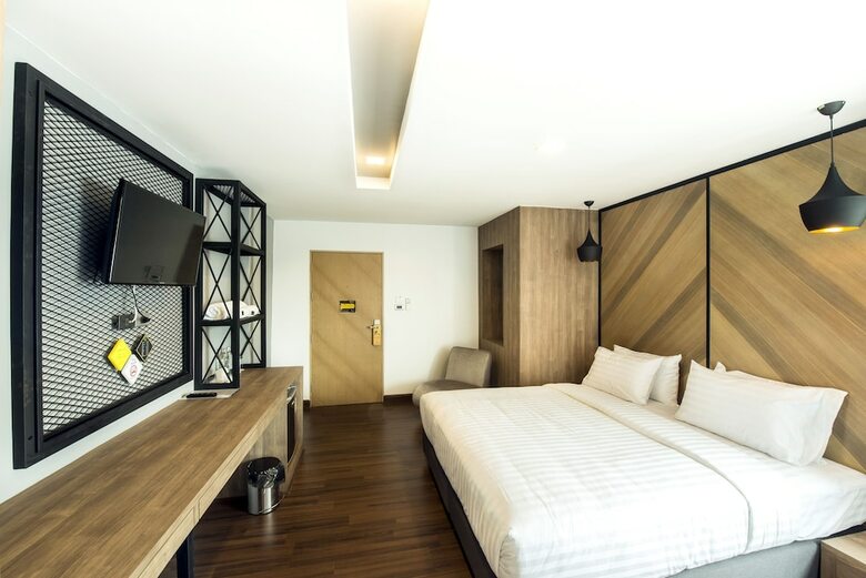 The Circle Hotel