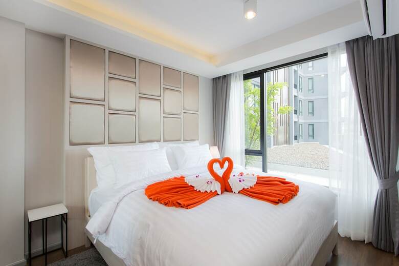 Aparthotel 6th Avenue Surin Beach