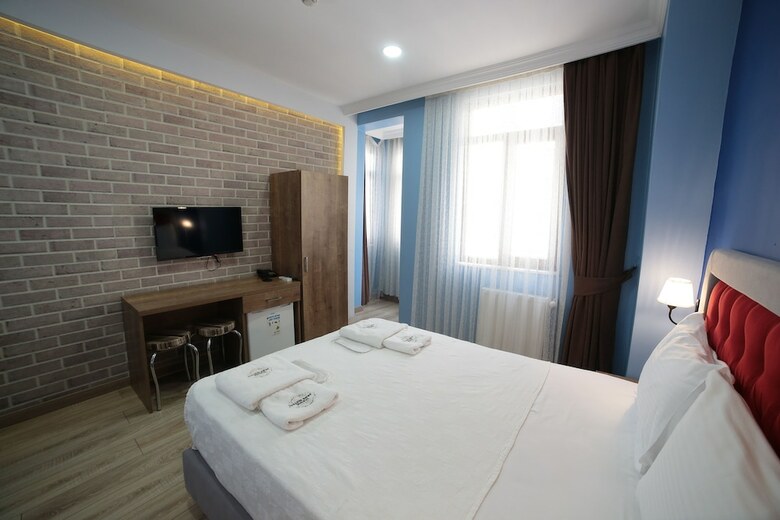 Hotel Taksim Park Suites