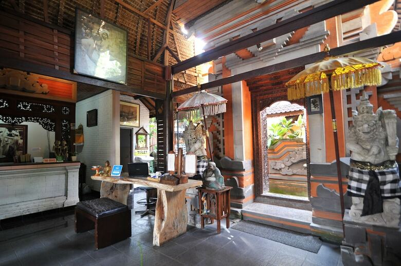 Hotel Airy Ubud Monkey Forest Bali