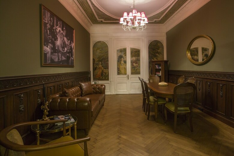 Mr Cas Hotels - Special Class