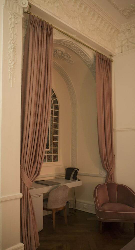Mr Cas Hotels - Special Class