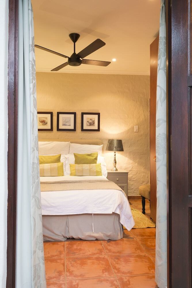 Hotel Five Burnham