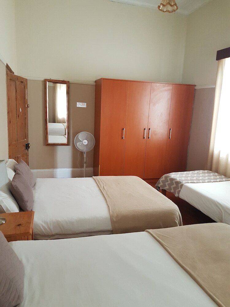 Hostal Oasis Shanti Backpackers