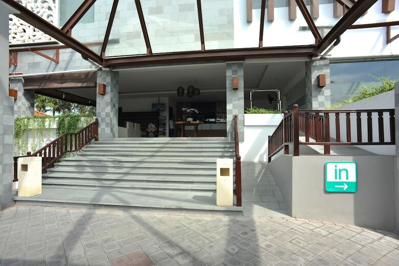 Hotel Airy Premier Ubud Simpang Hanoman Monkey Forest Bali
