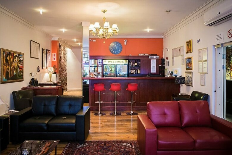 Hostal Forty8 Backpackers - Hostel