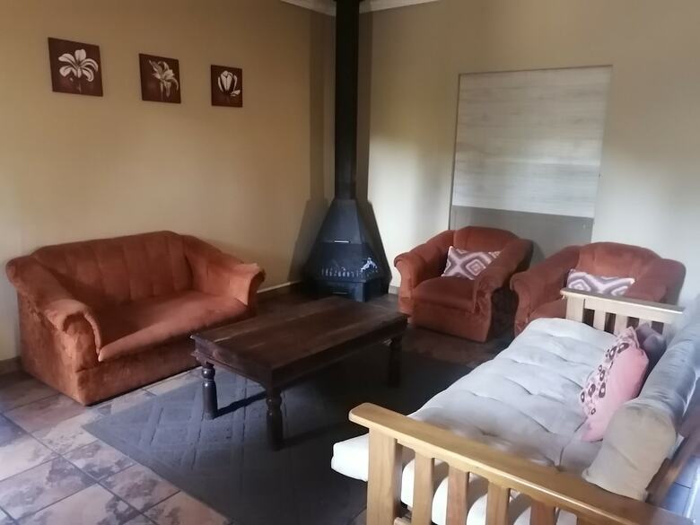 Hotel Ibis Place Guest House