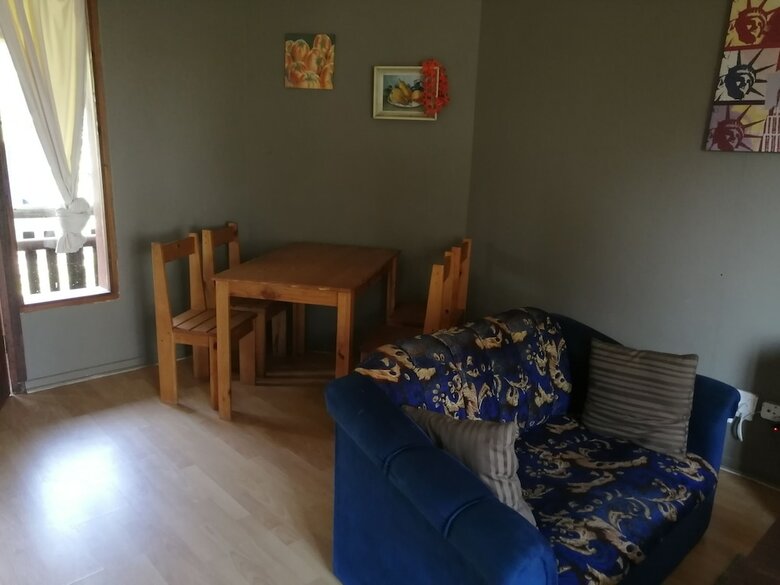 Hotel Ibis Place Guest House