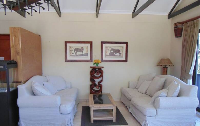 Hotel Ibis Place Guest House
