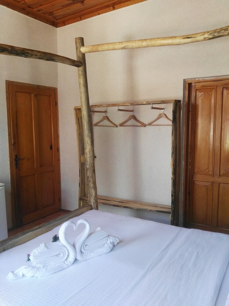 Hotel Wood House