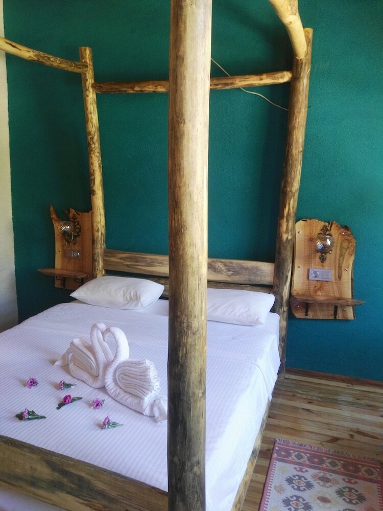 Hotel Wood House
