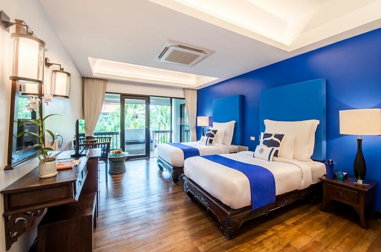 Hotel Akyra Beach Resort Phuket
