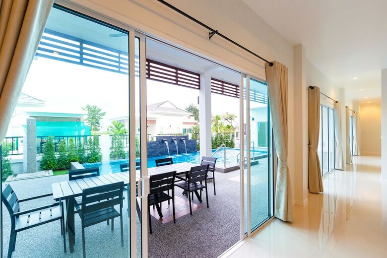 Sivana Gardens Pool Villas
