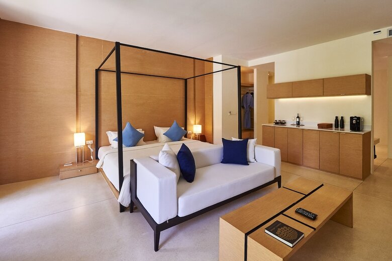 Hotel X2 Khao Lak Anda Mani Resort