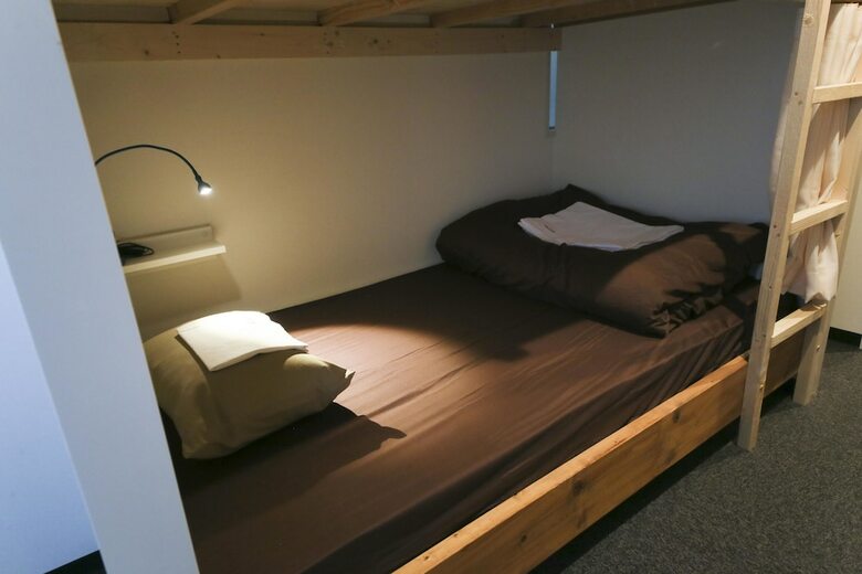 Hostal Roots Hostel