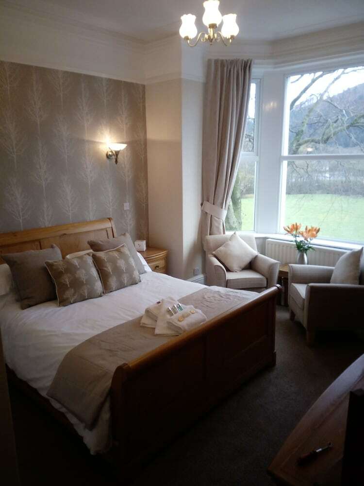 Hotel Link House