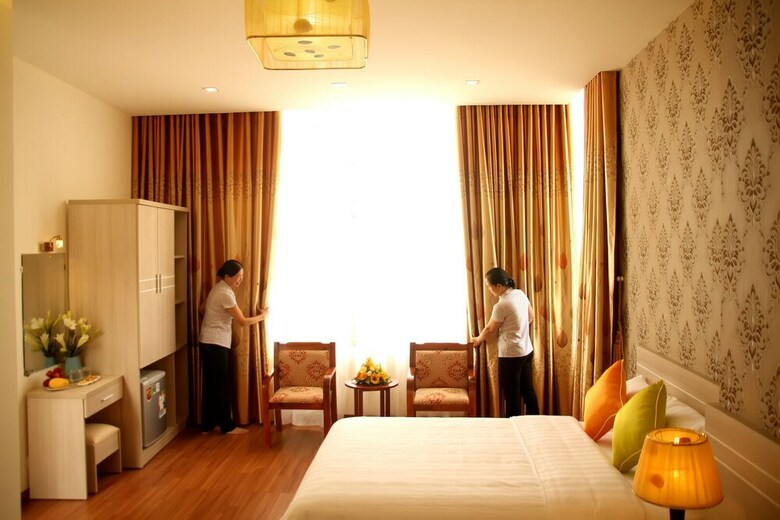 Flora Hotel Hue