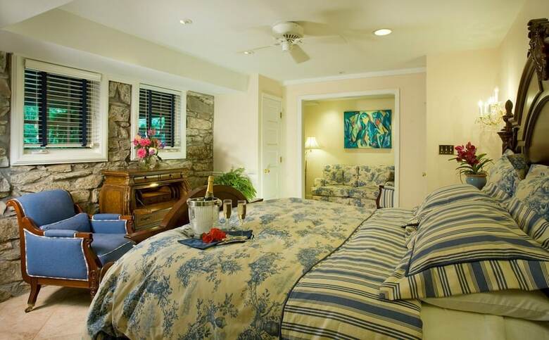 Bed & Breakfast 1889 Whitegate Inn & Cottage