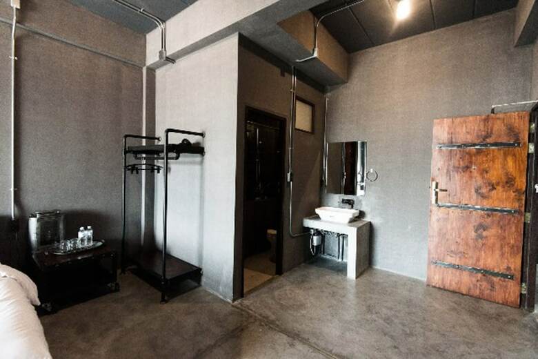 Hostal Rider Bedroom Hostel & Cafe