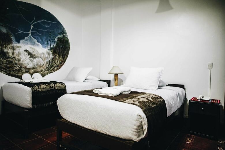 Gringo Bill's Boutique Hotel