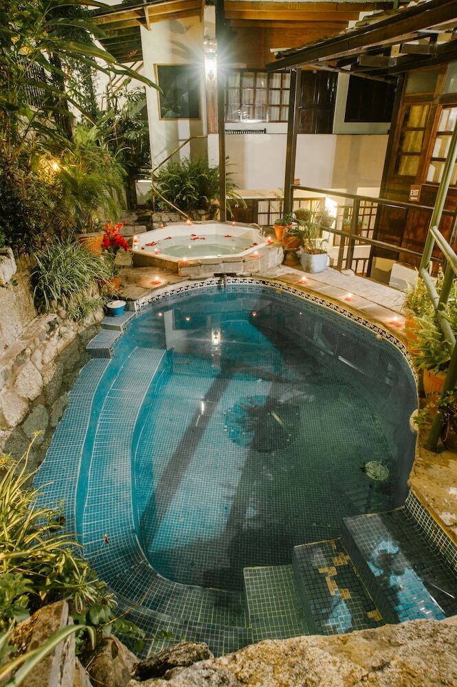 Gringo Bill's Boutique Hotel