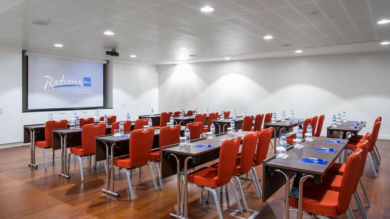 Radisson Blu Hotel & Convention Centre, Kigali