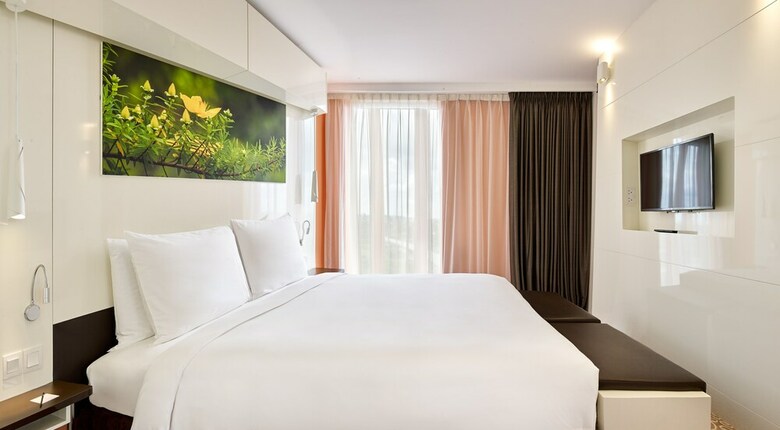 Radisson Blu Hotel & Convention Centre, Kigali