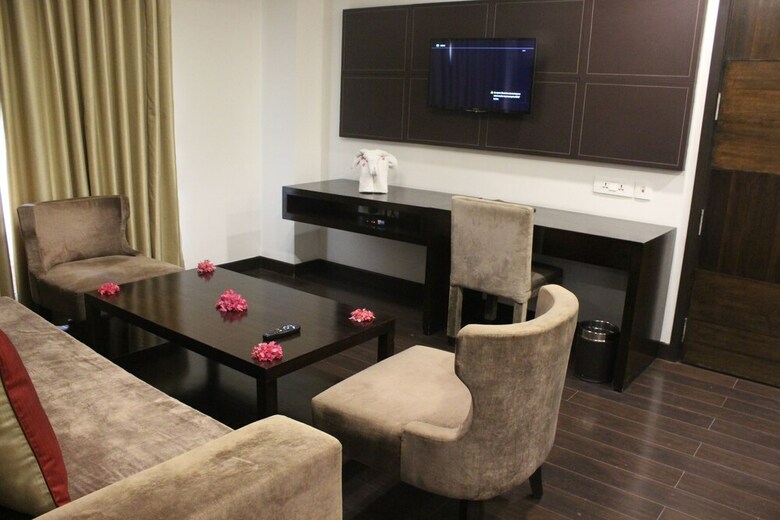Hotel Ameya Suites