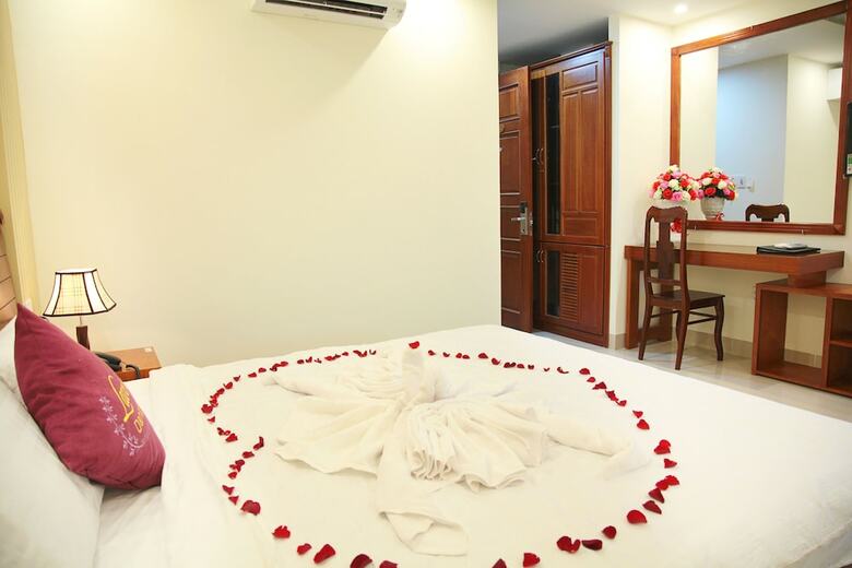 Lavender Danang Hotel