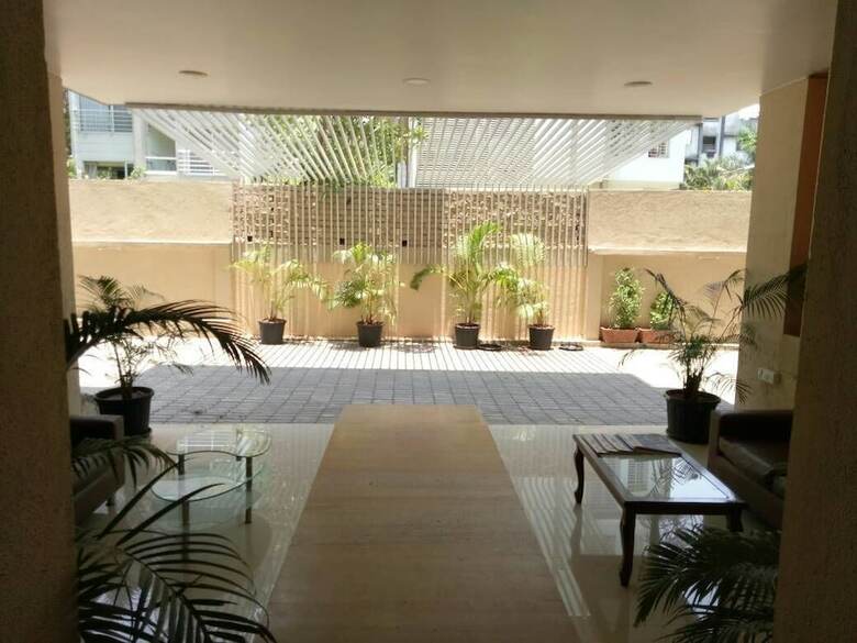 Hotel Vosiv Suites - Kalyani Nagar