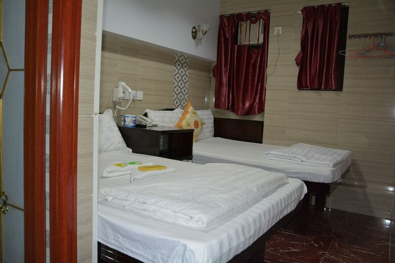 Hotel Everest Guest House