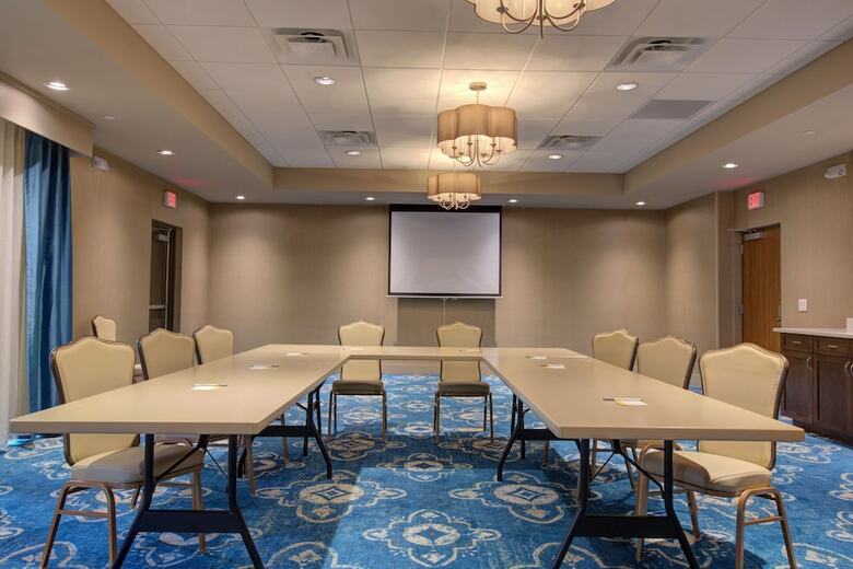 Hotel Hampton Inn & Suites Tampa Busch Gardens Area