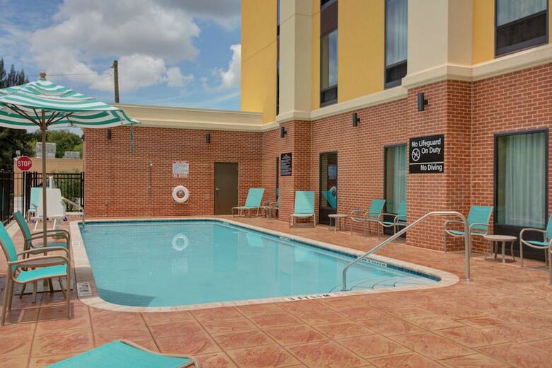 Hotel Hampton Inn & Suites Tampa Busch Gardens Area