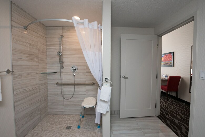 Hotel Encore Suites By Service Plus Inns