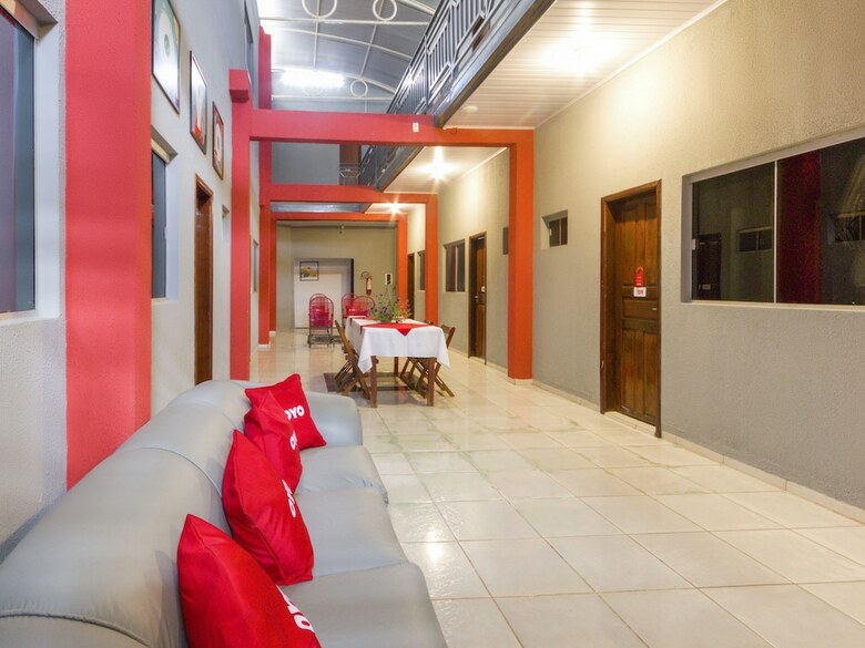 Oyo Colorado Palmas Hotel