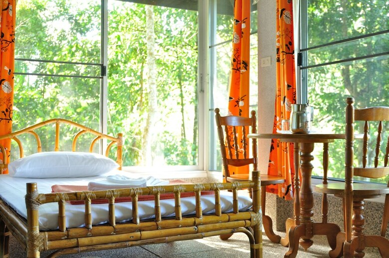 Hostal Chestnut Hill Eco Resort