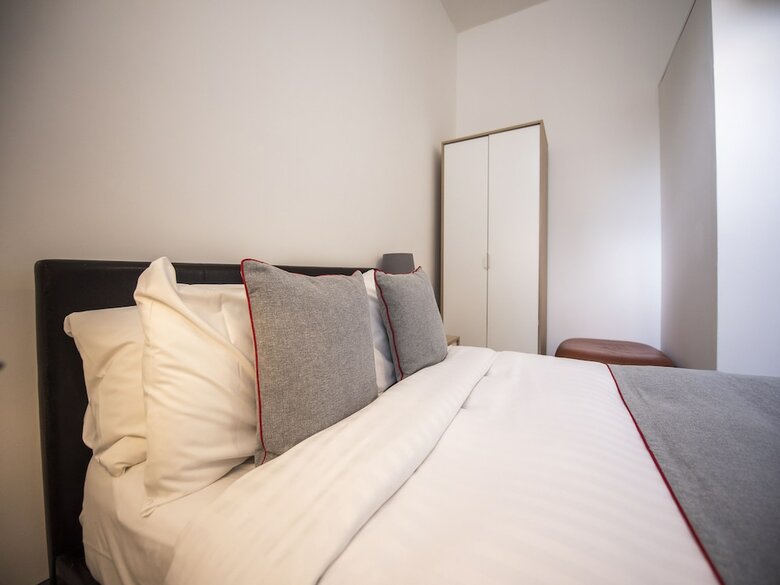 Hostal Oyo Camden Bnb