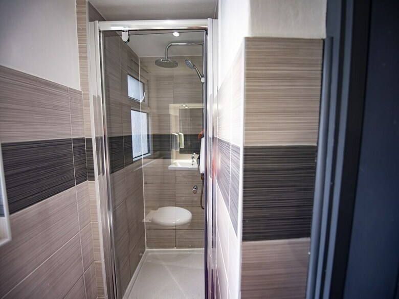Hostal Oyo Camden Bnb