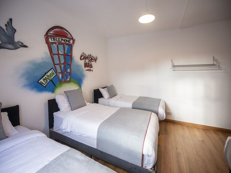 Hostal Oyo Camden Bnb