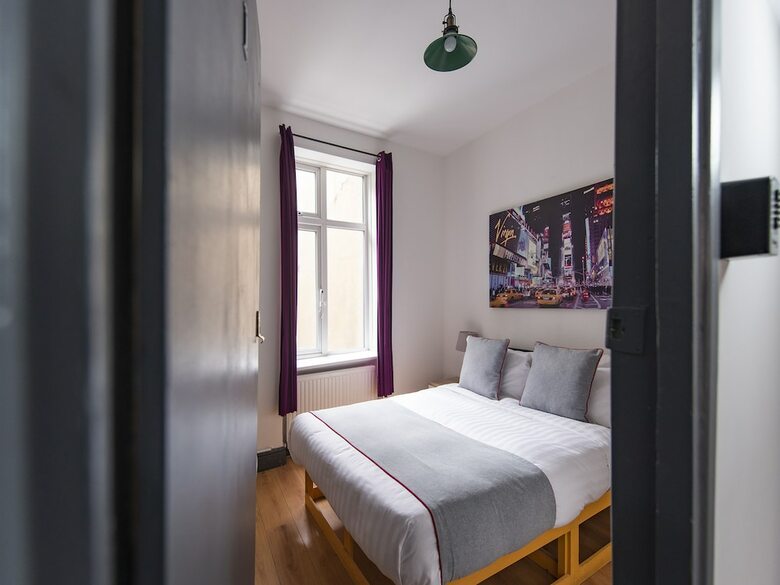 Hostal Oyo Camden Bnb